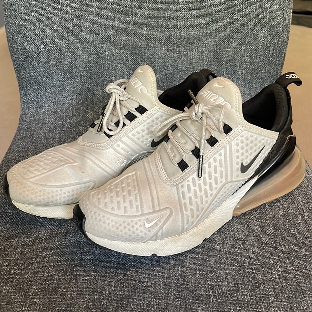 Nike Air Max 270